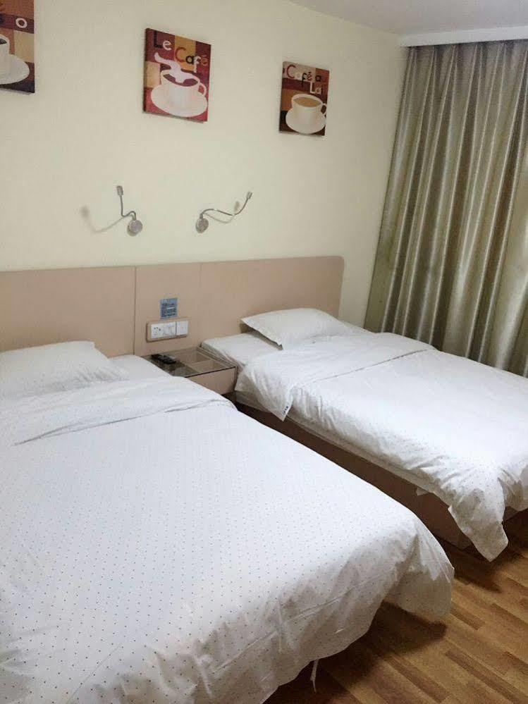 Yimi Inn Shiqiao Metro Sation Pedestrian Street Branch Guangzhou Eksteriør bilde