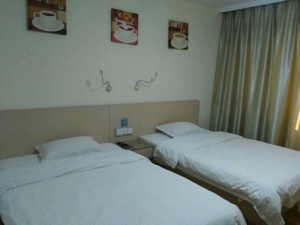 Yimi Inn Shiqiao Metro Sation Pedestrian Street Branch Guangzhou Eksteriør bilde